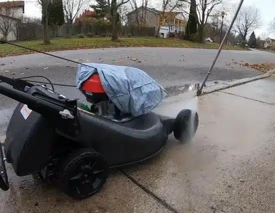 Cleaning to winterize the lawn mower