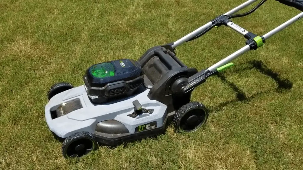 How to buy the best mulching lawn mower? Top 9 mowers reviewed with guide